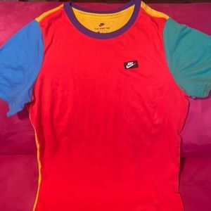 Multicolor Nike T-shirt